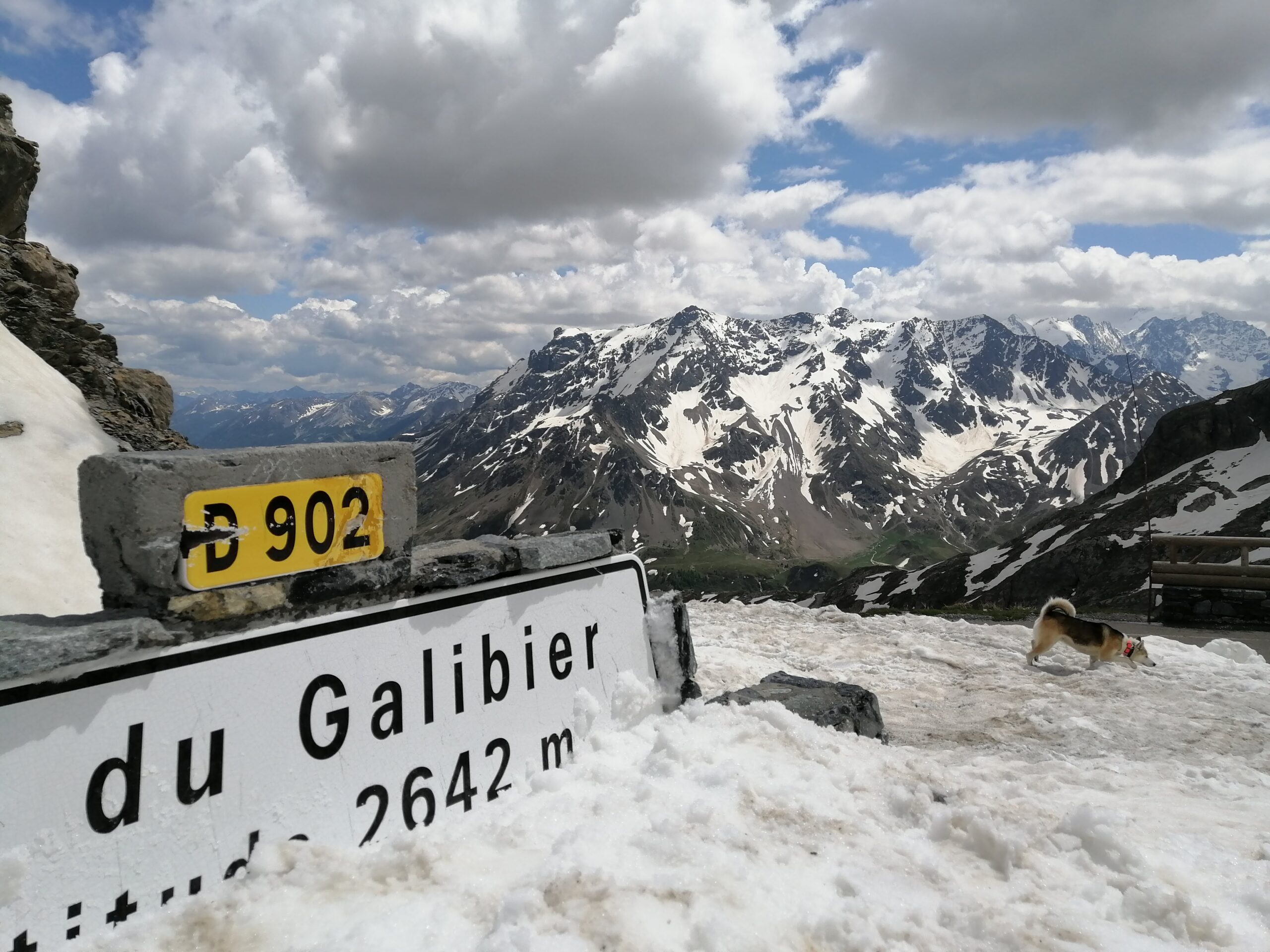 Le col du Galibier à la fin de l'Hiver- location Alpe d'huez Villard-reculas